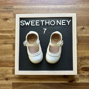 SweetHoney Scalloped Mary Jane Shoes Dove Cream Scallops Preppy Classic 7